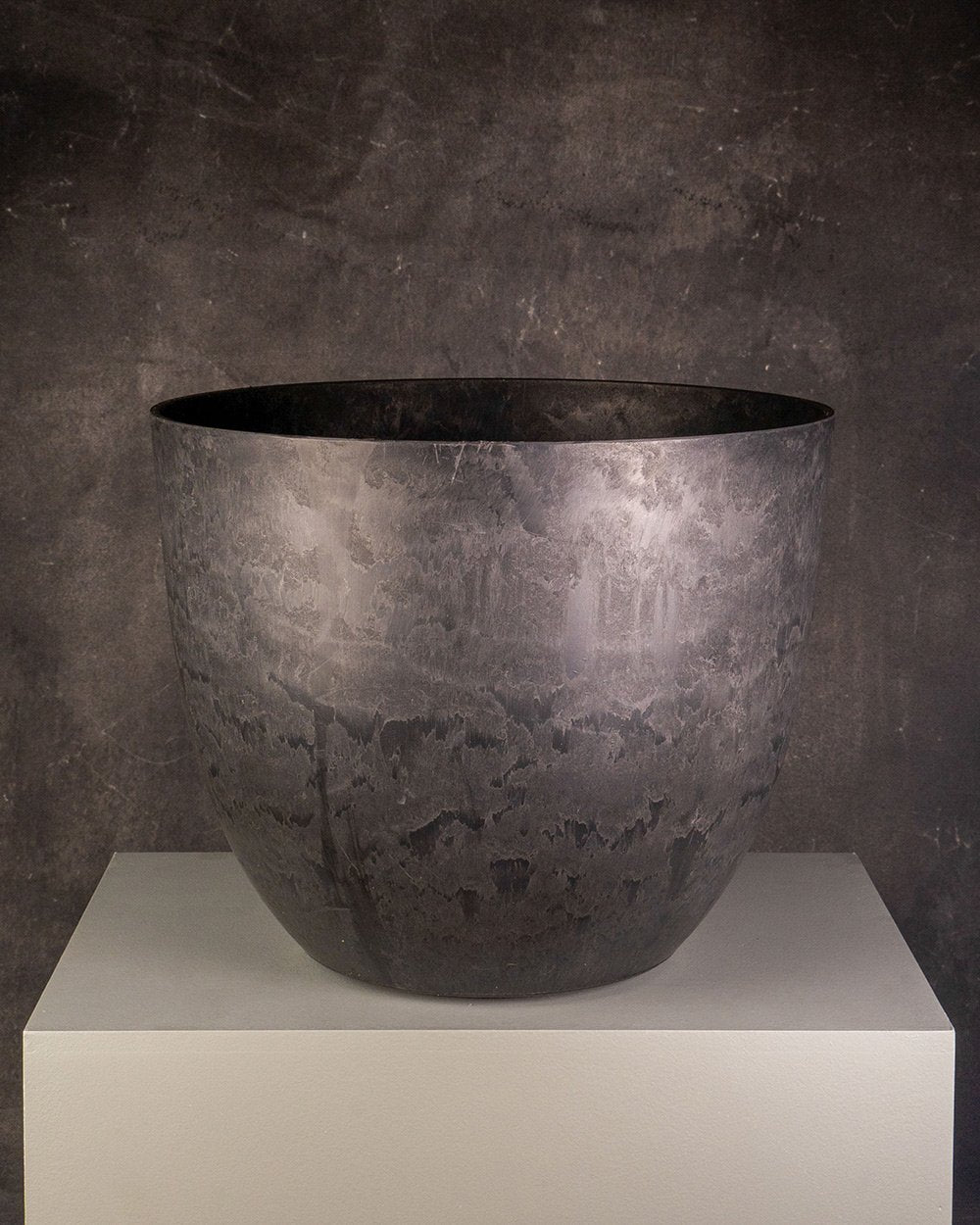 PVC Pot - Charcoal Toned