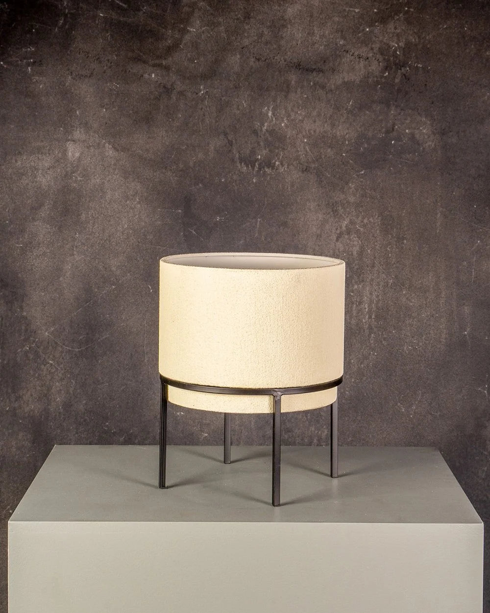 Off White Pot on Stand